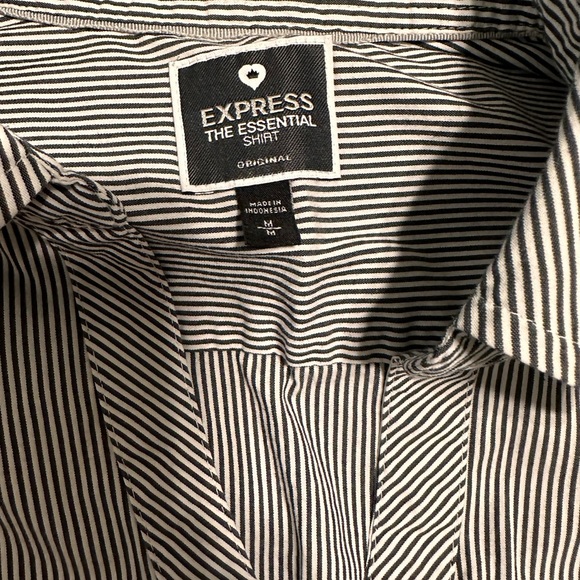 Express The Essential Shirt - Picture 1 of 5